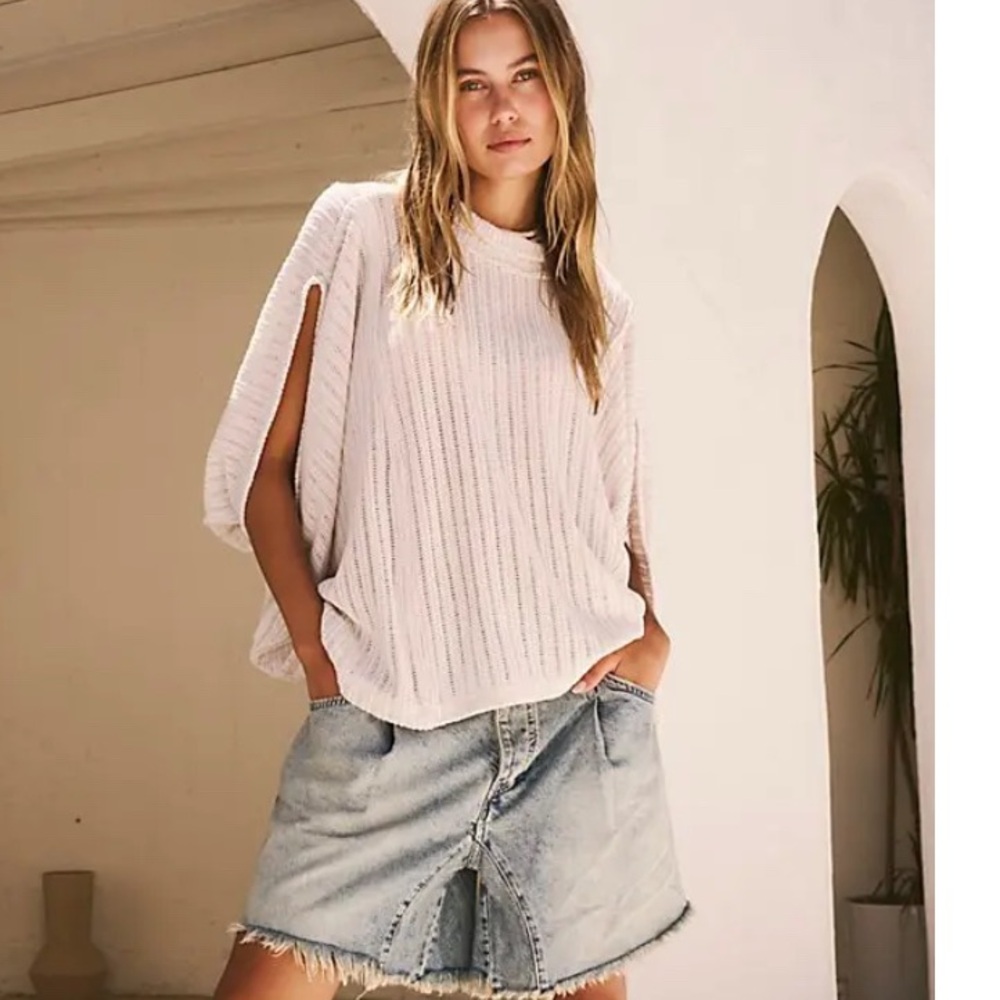 Free People Beach East End Tunic Top Knit Sand Size Large Oversized Turtleneck